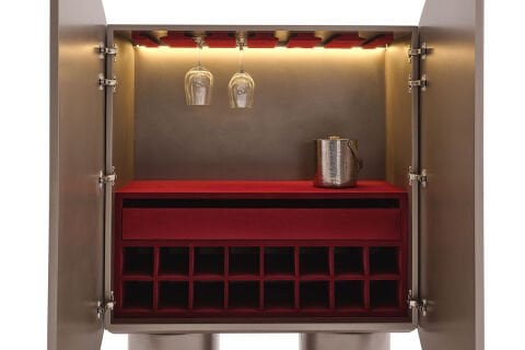SOLE BAR